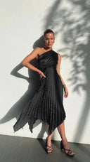 Ayla Lightweight One Shoulder Midi Dress 11